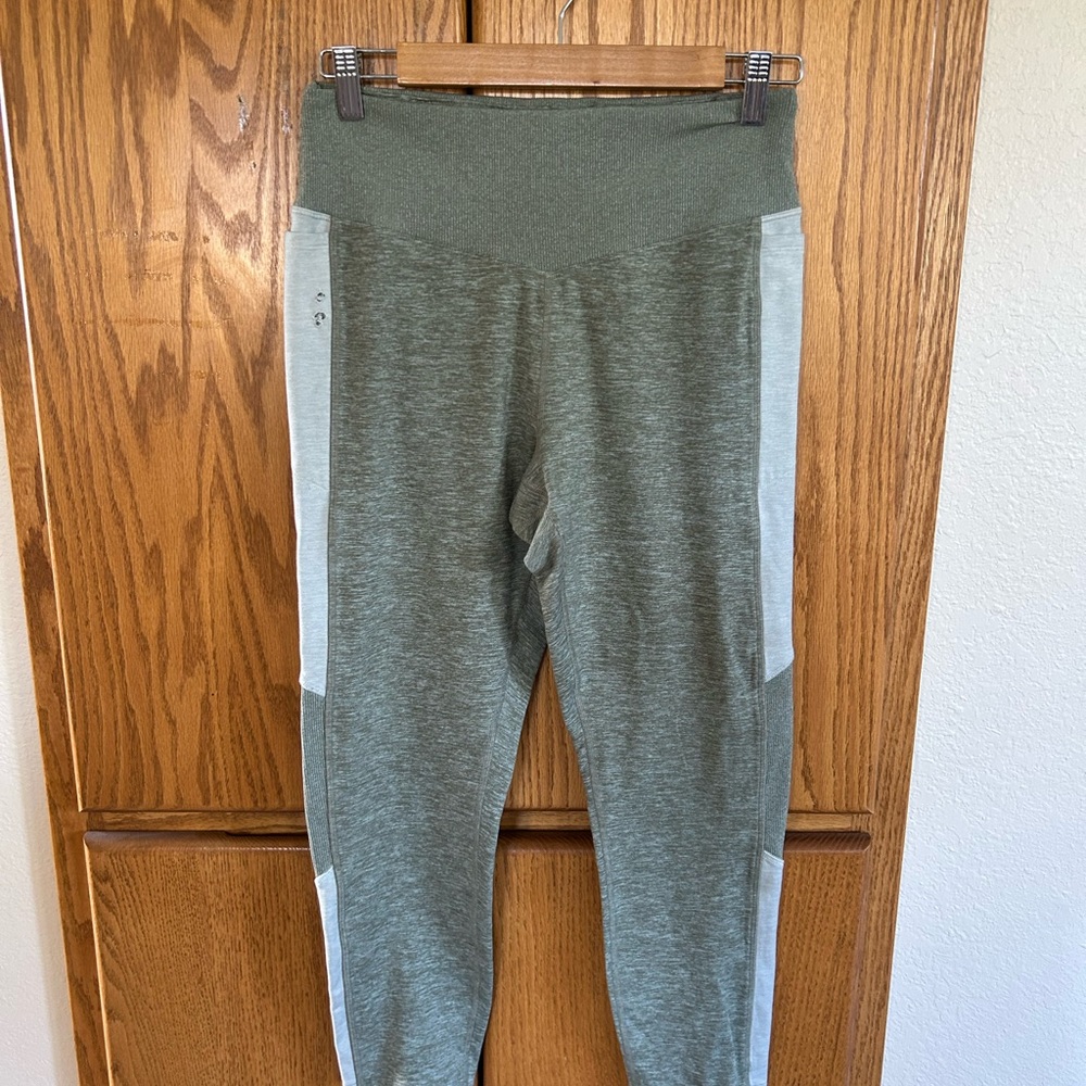 PINK Green and Gray Leggings High-Waisted Athletic Bottoms